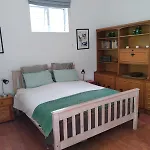 Garden View Getaway